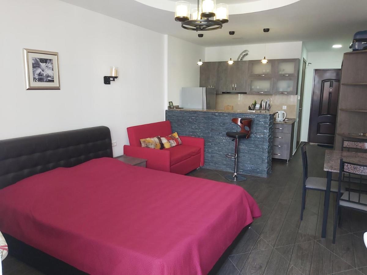 Ferienwohnung Apartament Premium Klass Batumi Exterior foto